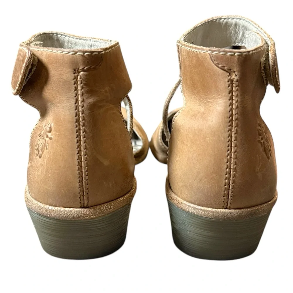 Fly London closed toe